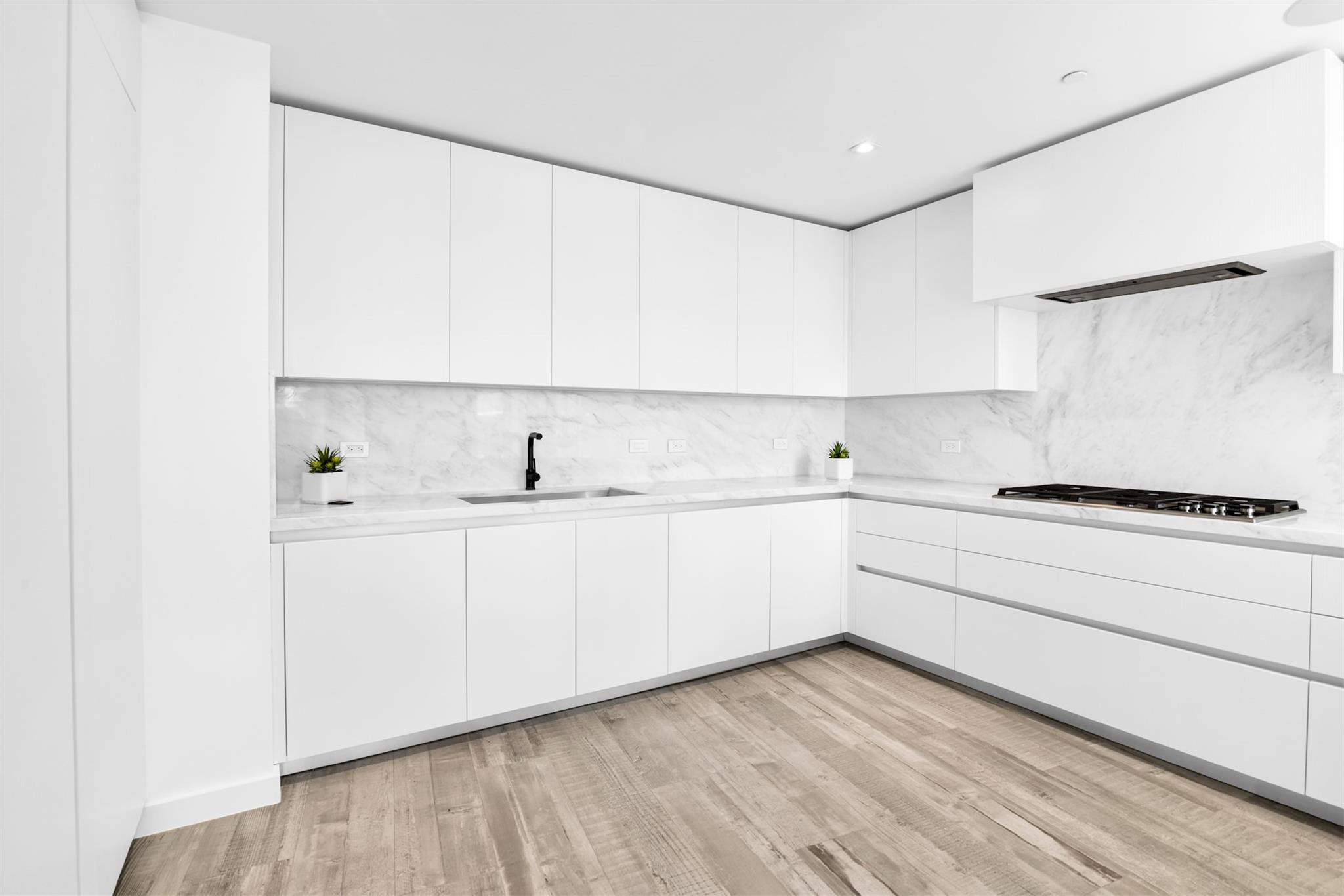 2200 N Ocean #S-906, Fort Lauderdale FL 33305