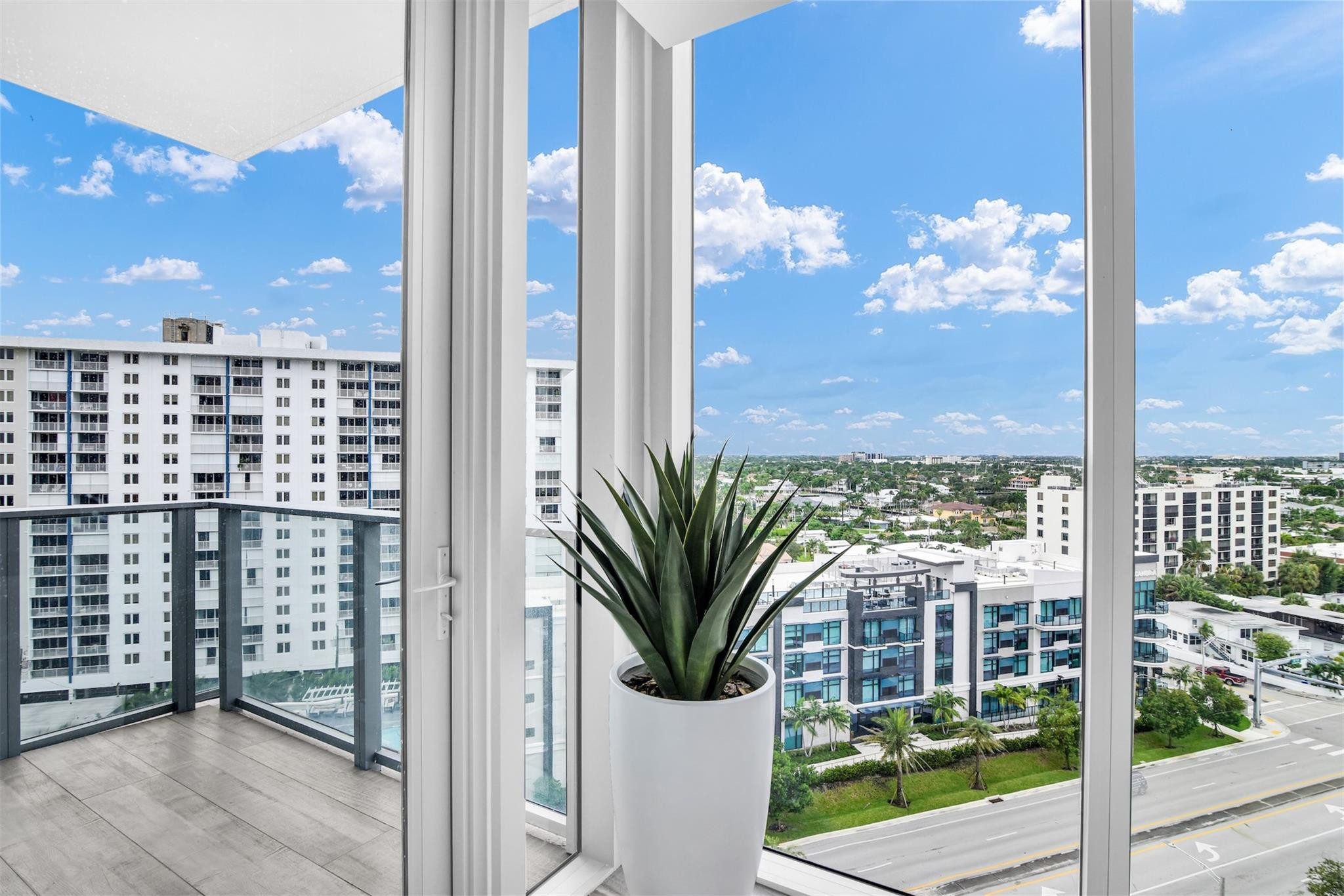 2200 N Ocean #S-906, Fort Lauderdale FL 33305