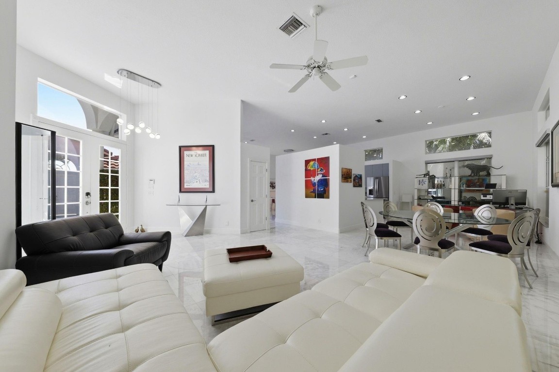 19149 Cloister Lake, Boca Raton FL 33498