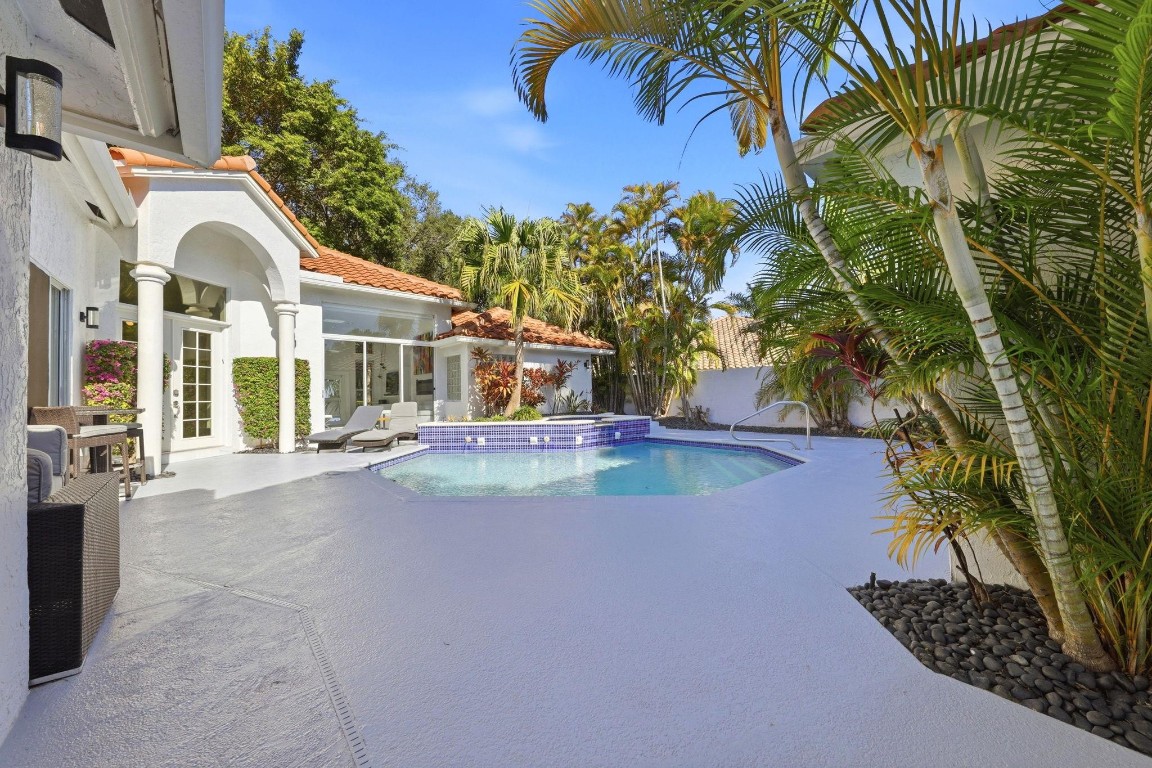 19149 Cloister Lake, Boca Raton FL 33498