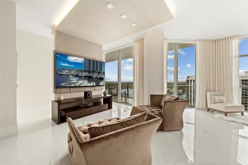 17301 Biscayne #Ph 7, Aventura FL 33160