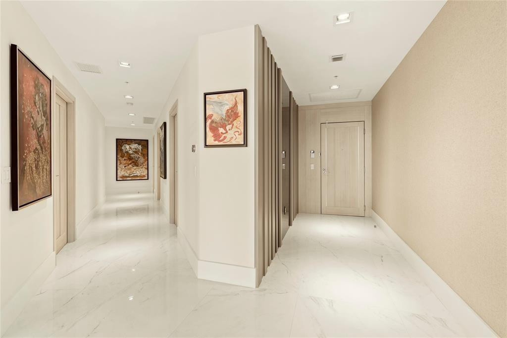 17301 Biscayne #Ph 7, Aventura FL 33160