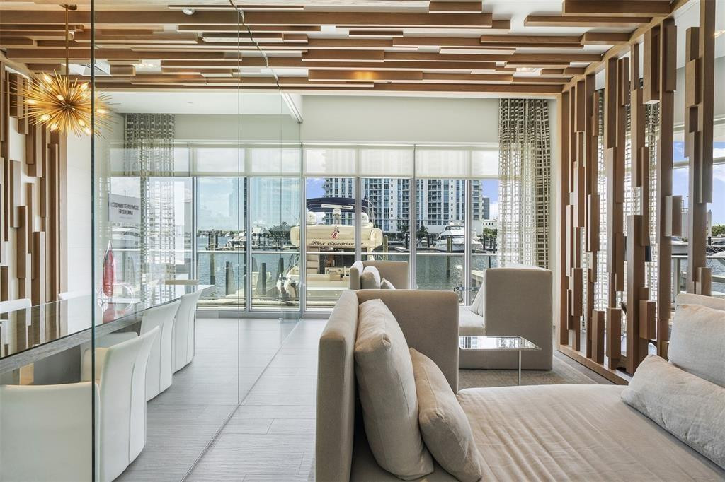 17301 Biscayne #Ph 7, Aventura FL 33160