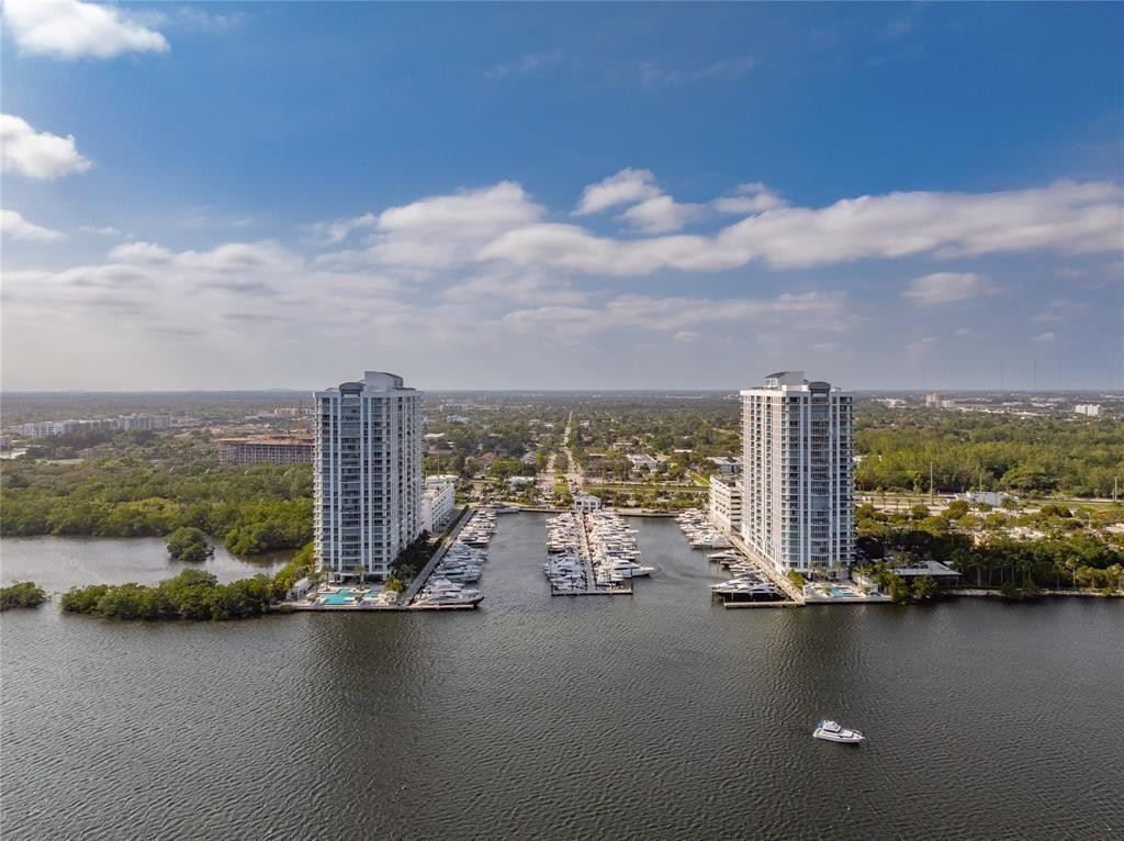17301 Biscayne #Ph 7, Aventura FL 33160