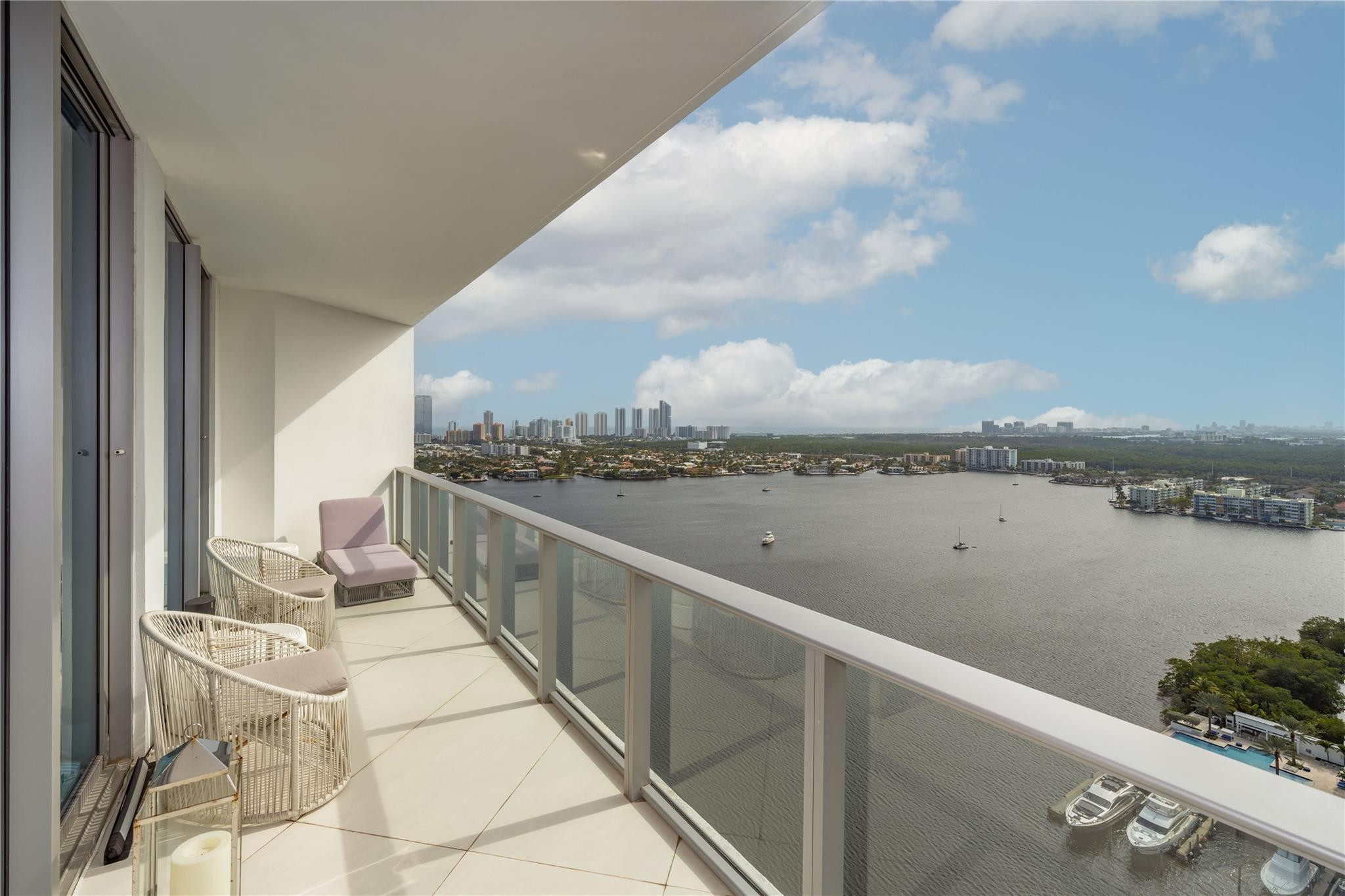 17301 Biscayne #Ph 7, Aventura FL 33160
