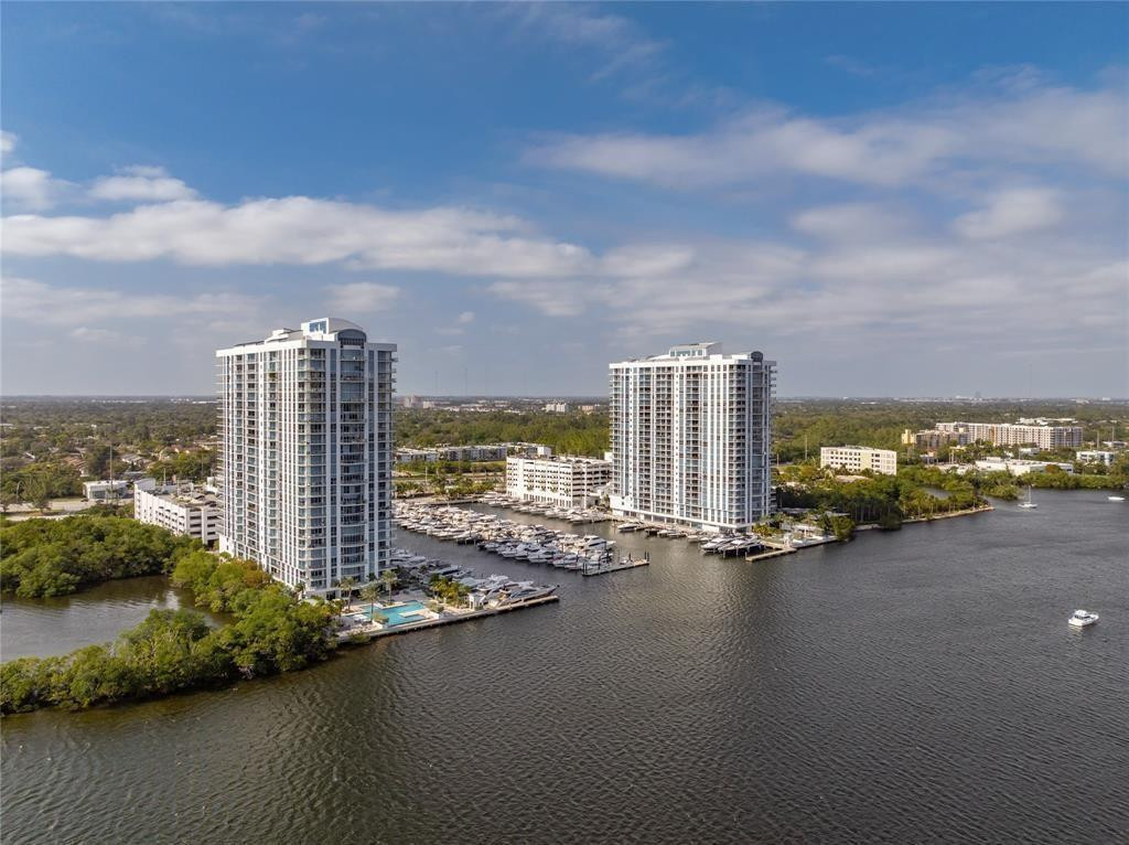17301 Biscayne #Ph 7, Aventura FL 33160