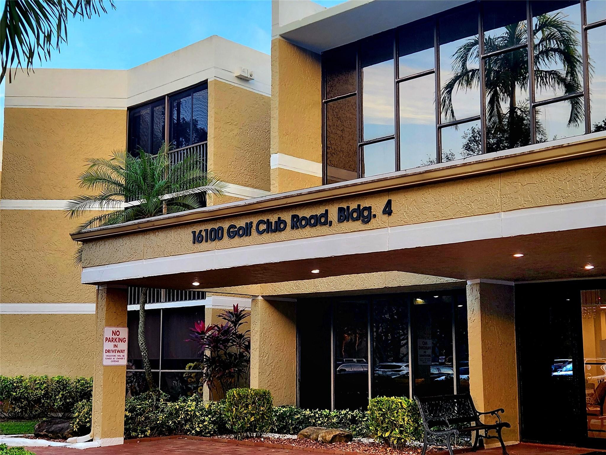 16100 Golf Club #301, Weston FL 33326