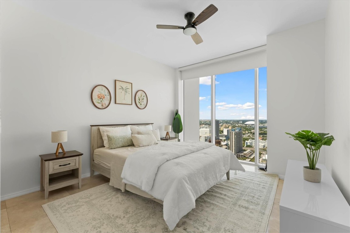 1040 Biscayne #3906, Miami FL 33132