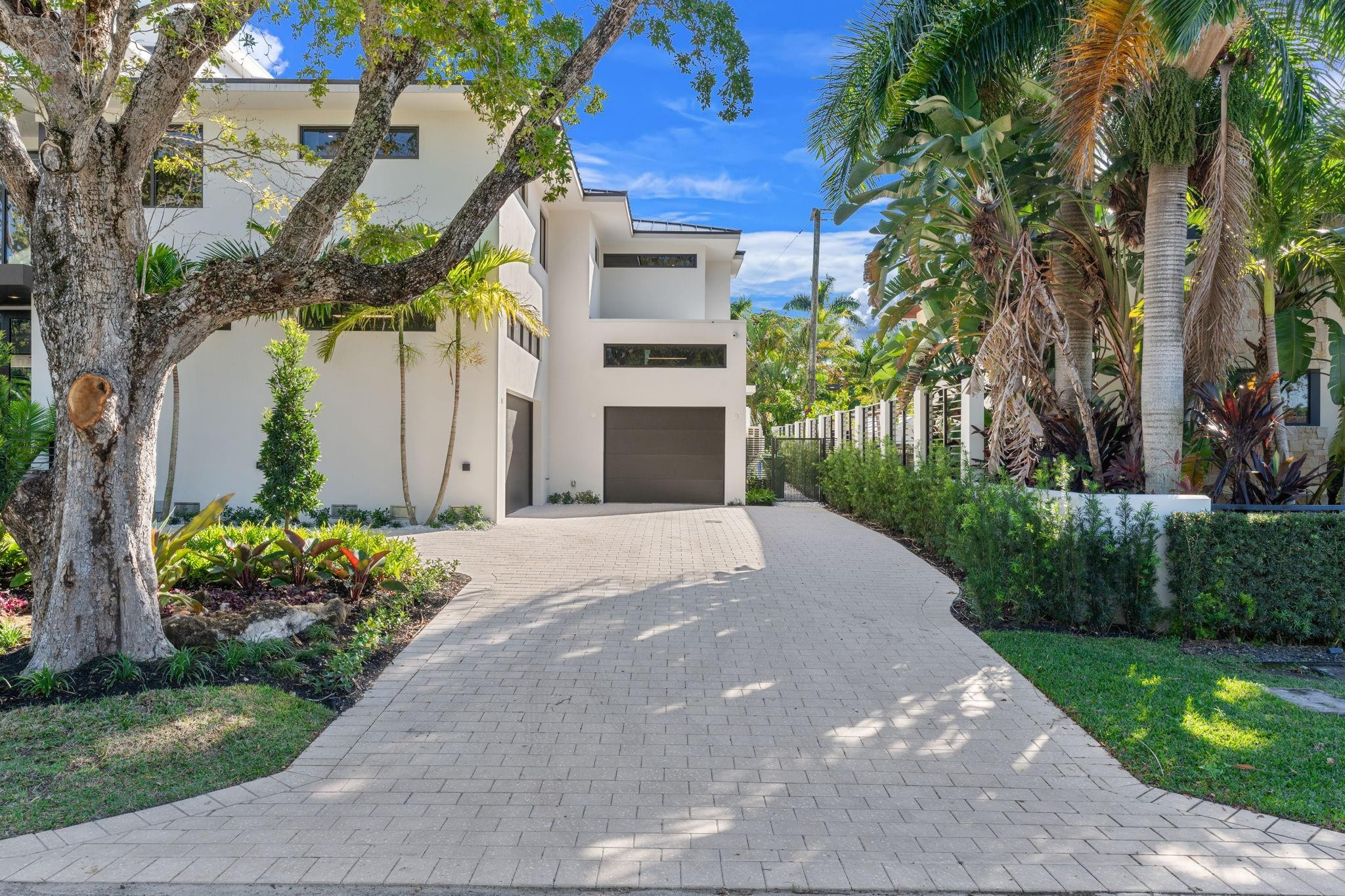 2035 Intracoastal, Fort Lauderdale FL 33305