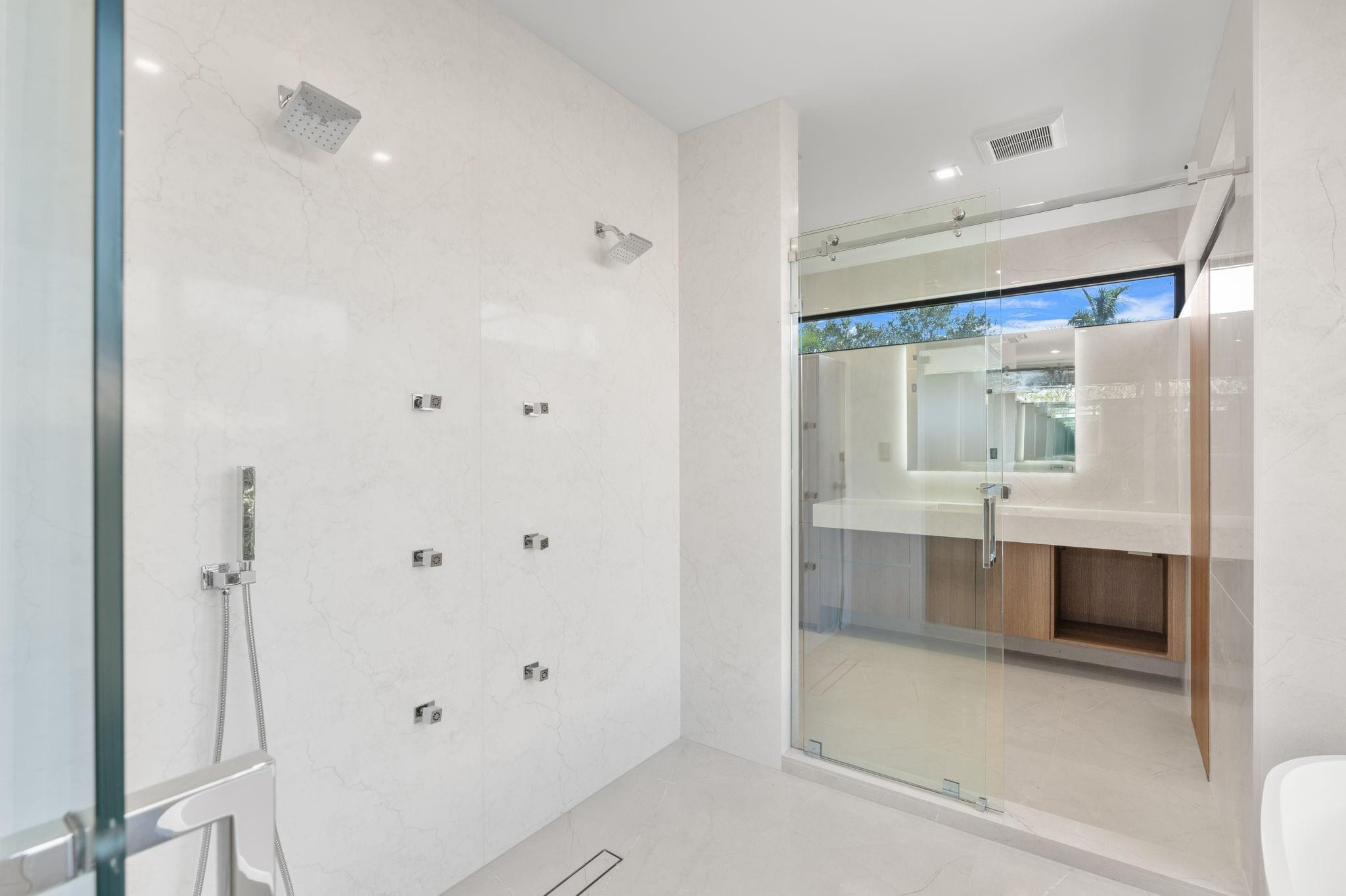 2035 Intracoastal, Fort Lauderdale FL 33305