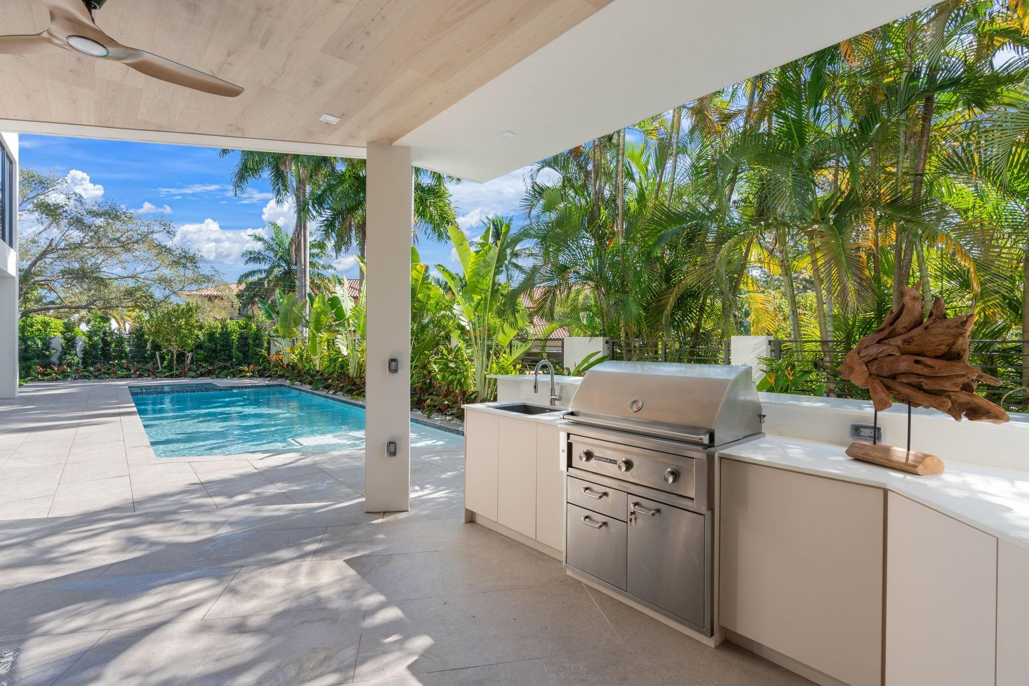 2035 Intracoastal, Fort Lauderdale FL 33305