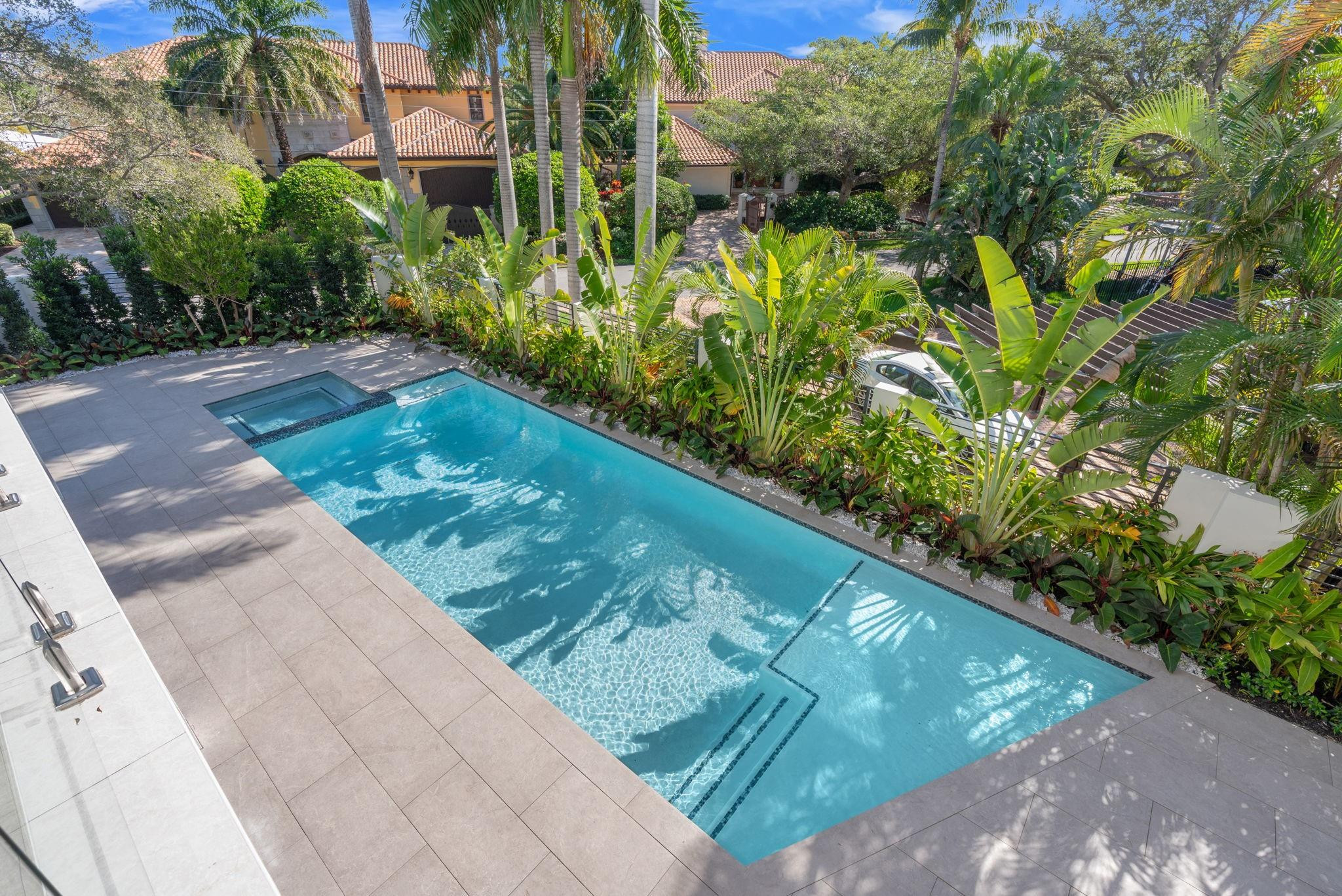 2035 Intracoastal, Fort Lauderdale FL 33305