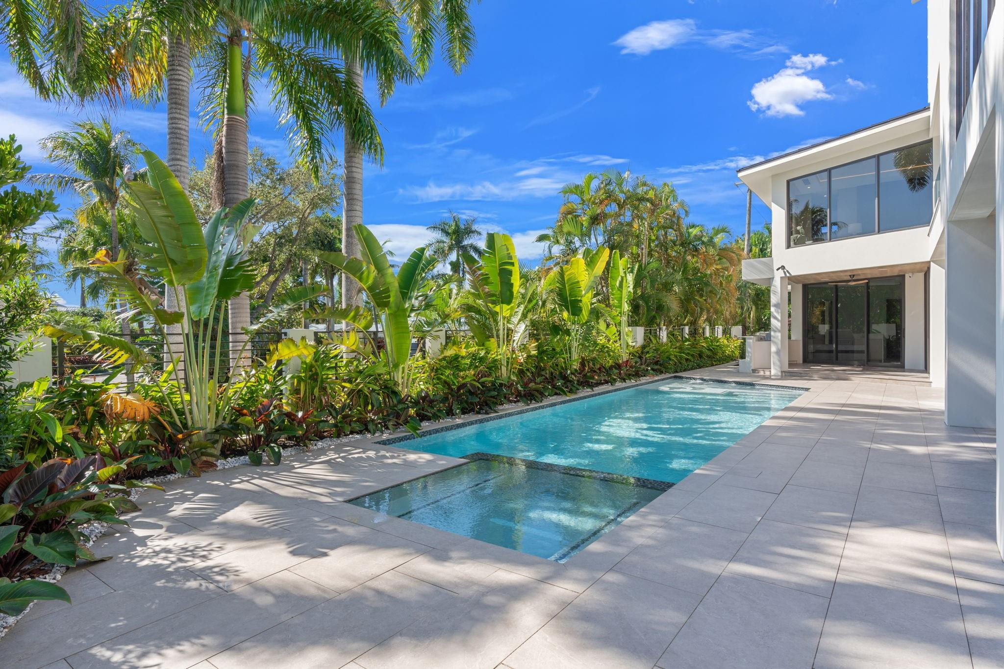 2035 Intracoastal, Fort Lauderdale FL 33305