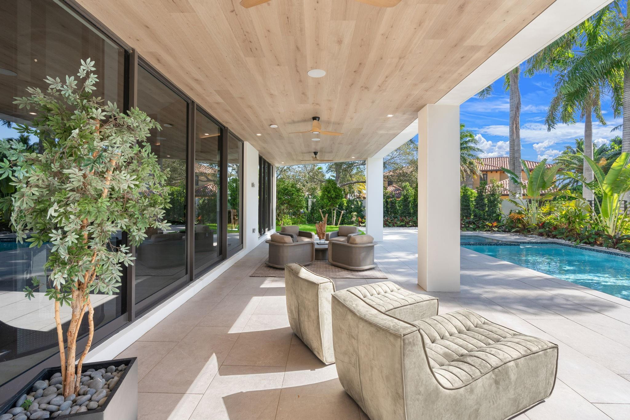 2035 Intracoastal, Fort Lauderdale FL 33305
