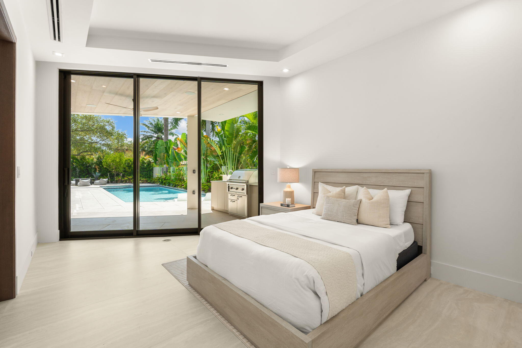 2035 Intracoastal, Fort Lauderdale FL 33305