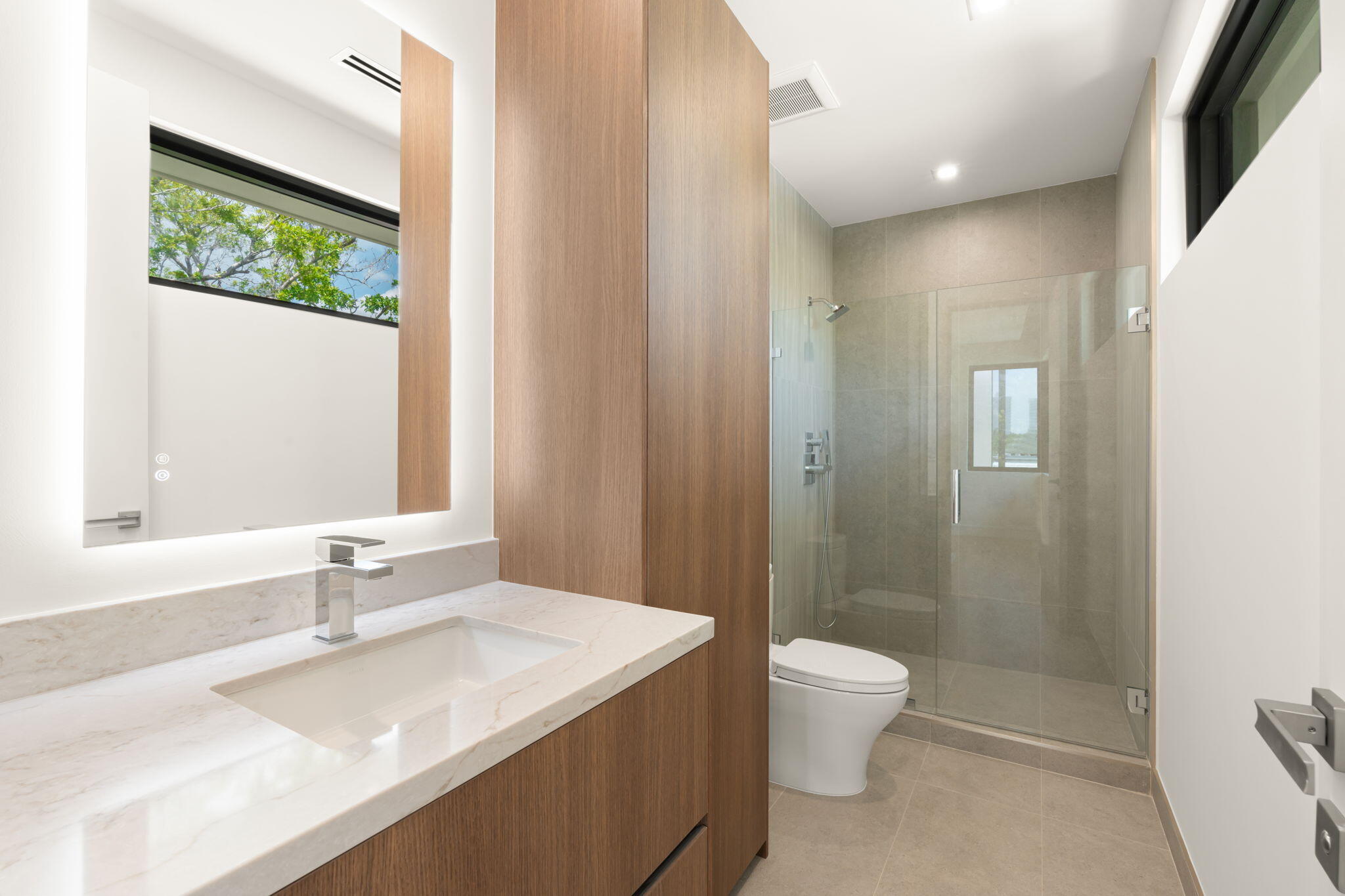 2035 Intracoastal, Fort Lauderdale FL 33305