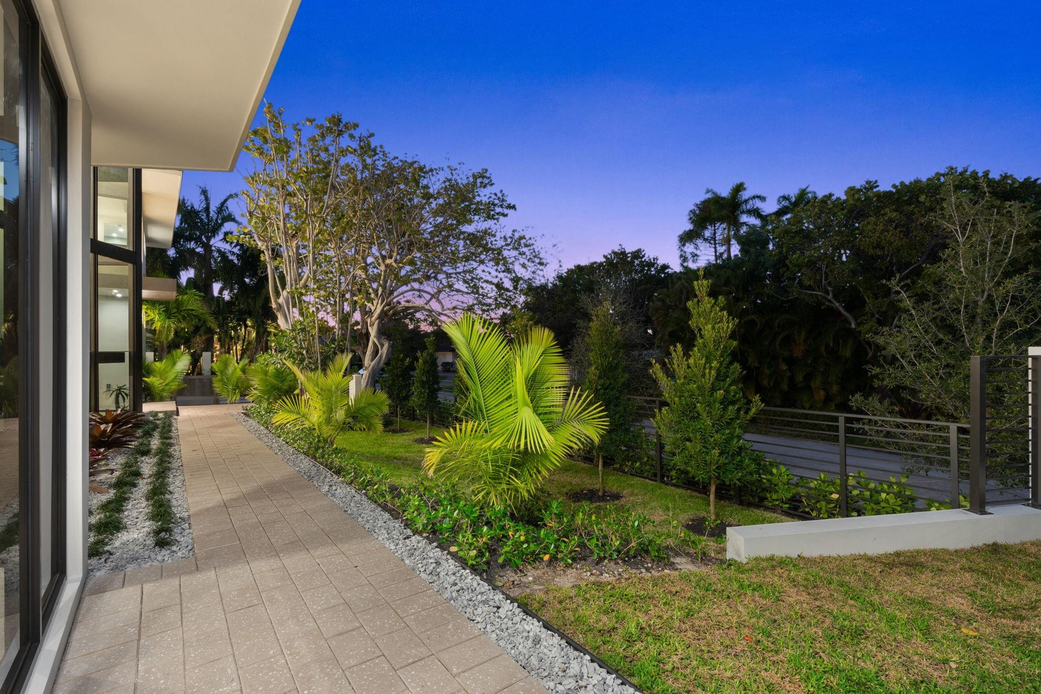 2035 Intracoastal, Fort Lauderdale FL 33305