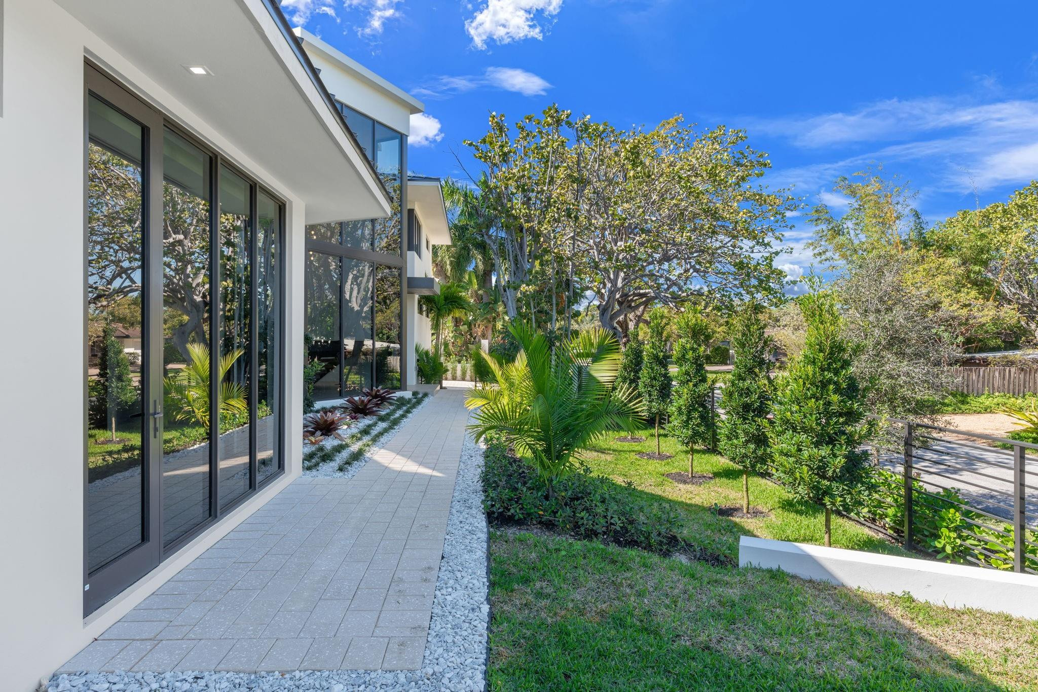 2035 Intracoastal, Fort Lauderdale FL 33305