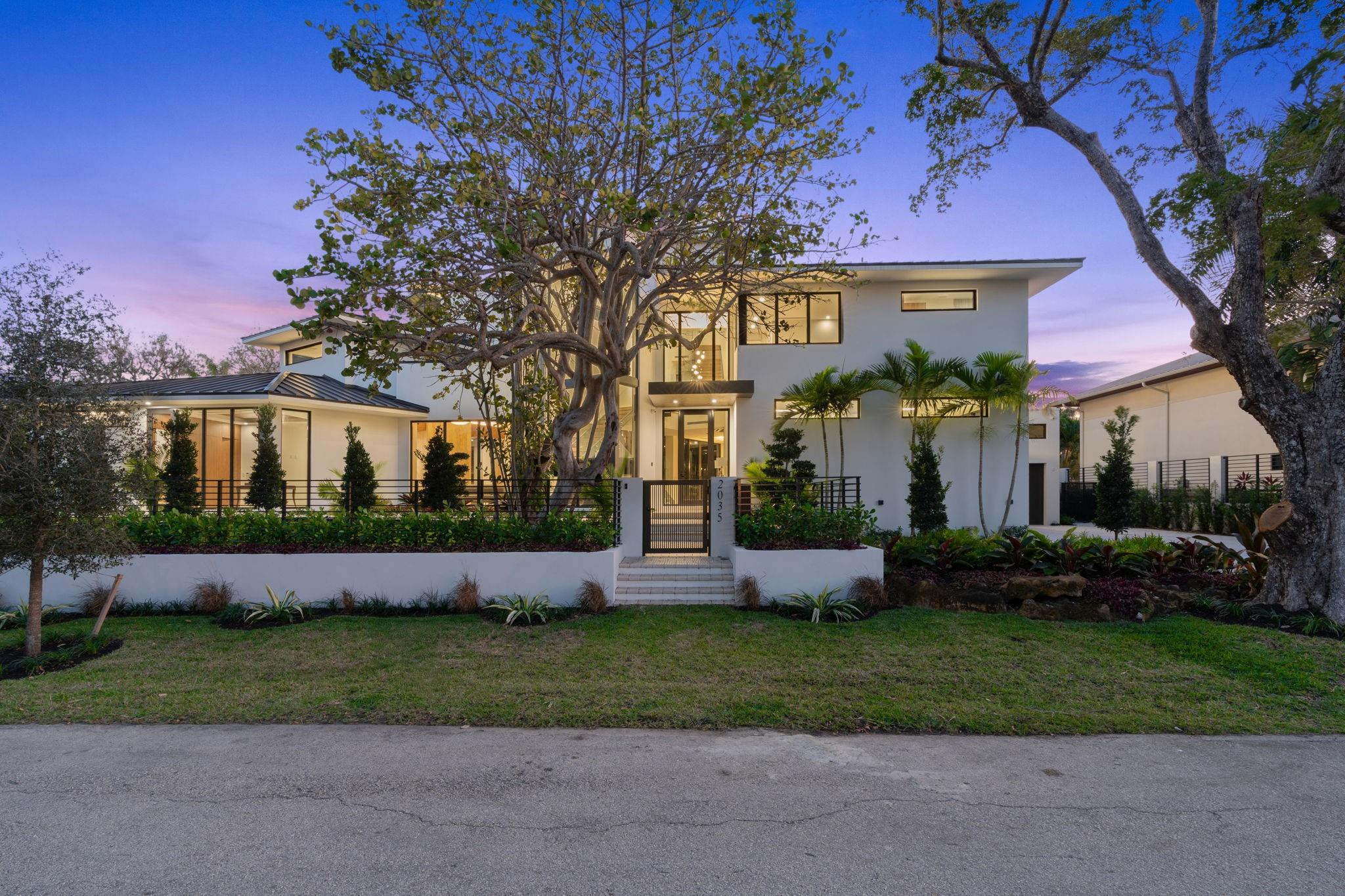 2035 Intracoastal, Fort Lauderdale FL 33305