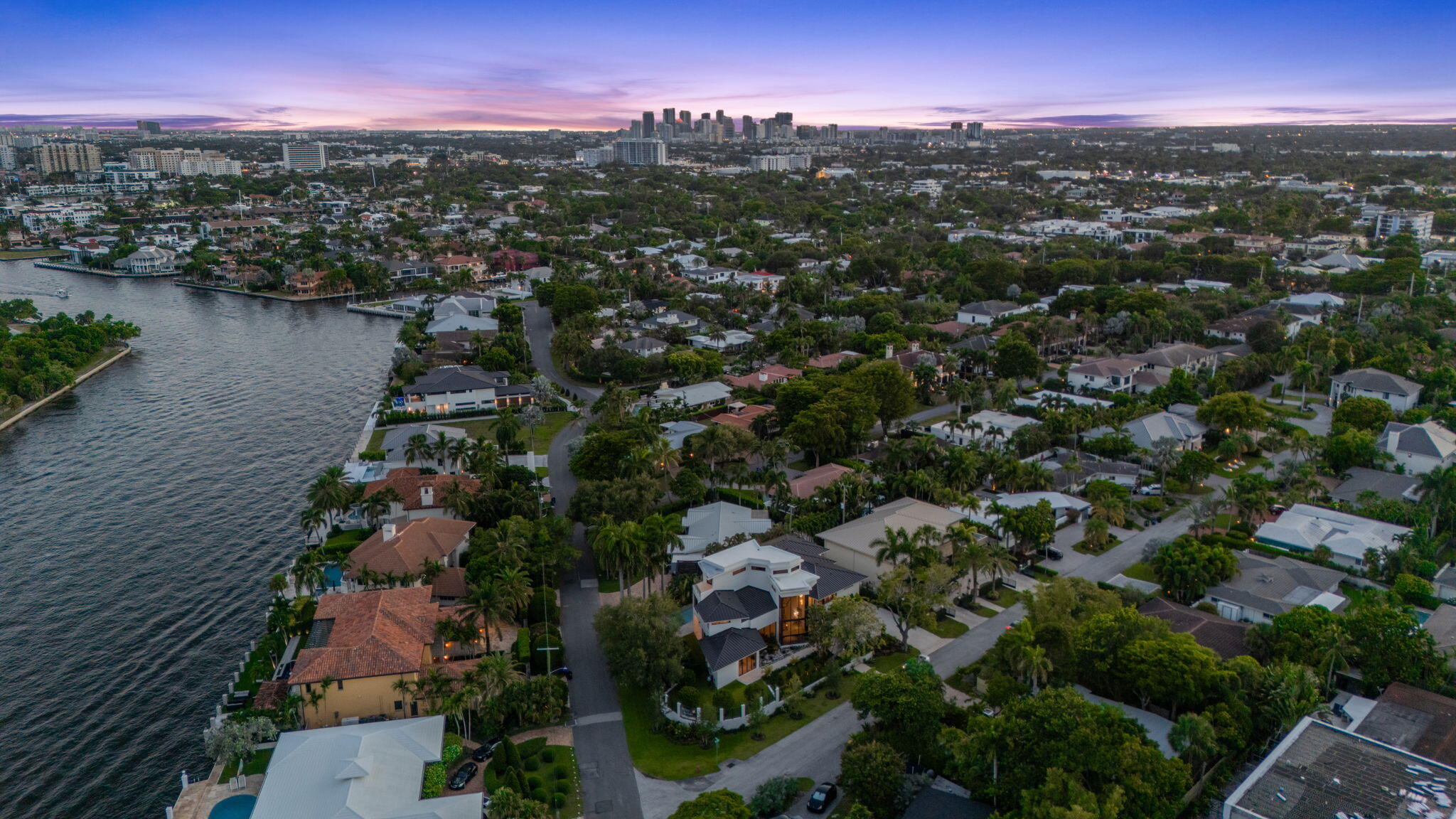 2035 Intracoastal, Fort Lauderdale FL 33305