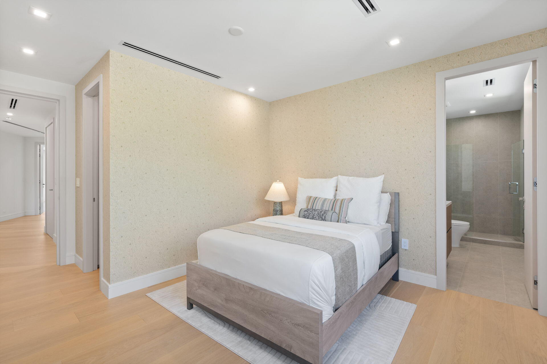 2035 Intracoastal, Fort Lauderdale FL 33305