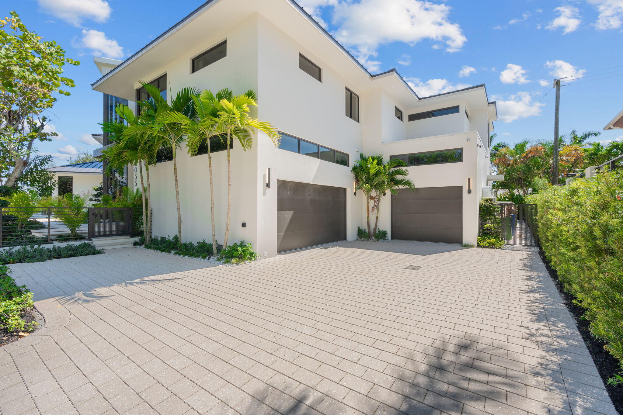 2035 Intracoastal, Fort Lauderdale FL 33305