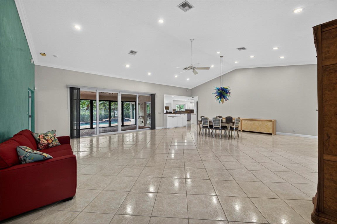 10405 Canoe Brook, Boca Raton FL 33498
