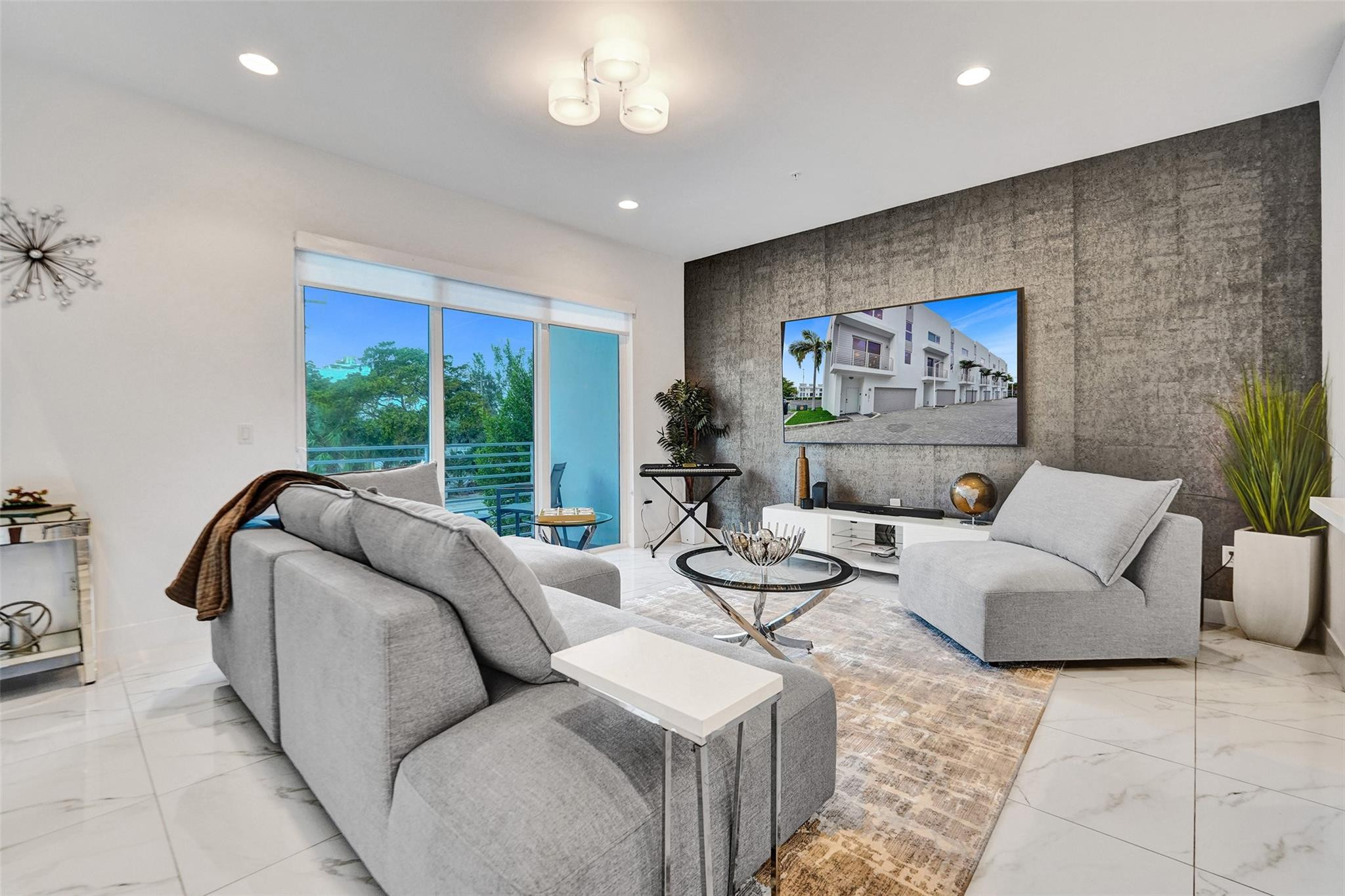 1371 N Ocean, Pompano Beach FL 33062