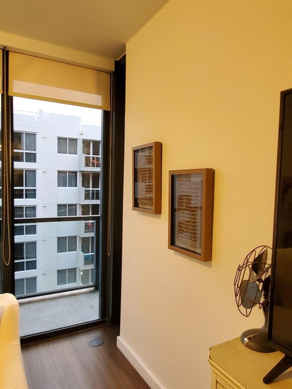 201 SW 17th #704, Miami FL 33129