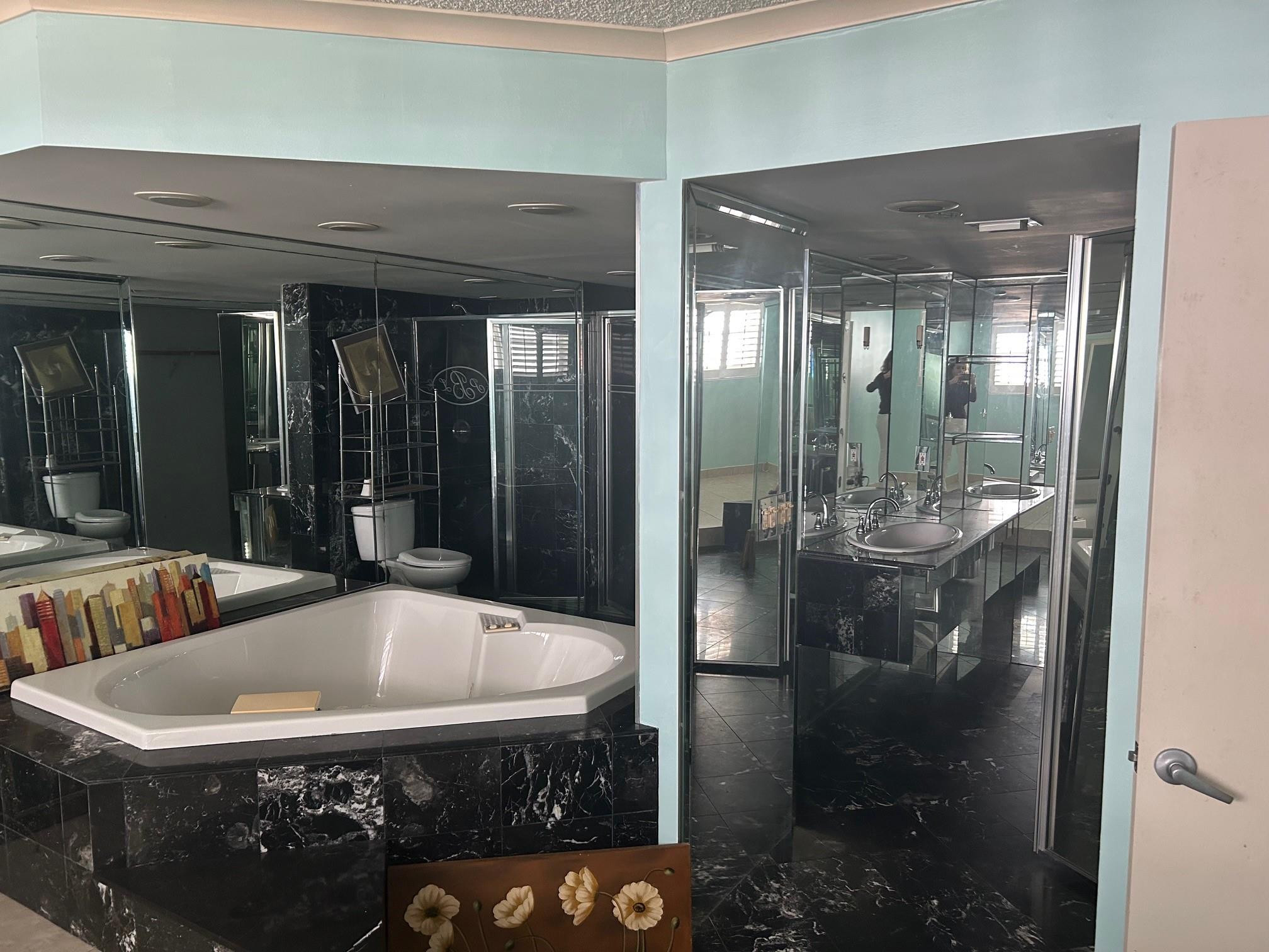 3100 NE 49th #PH06, Fort Lauderdale FL 33308