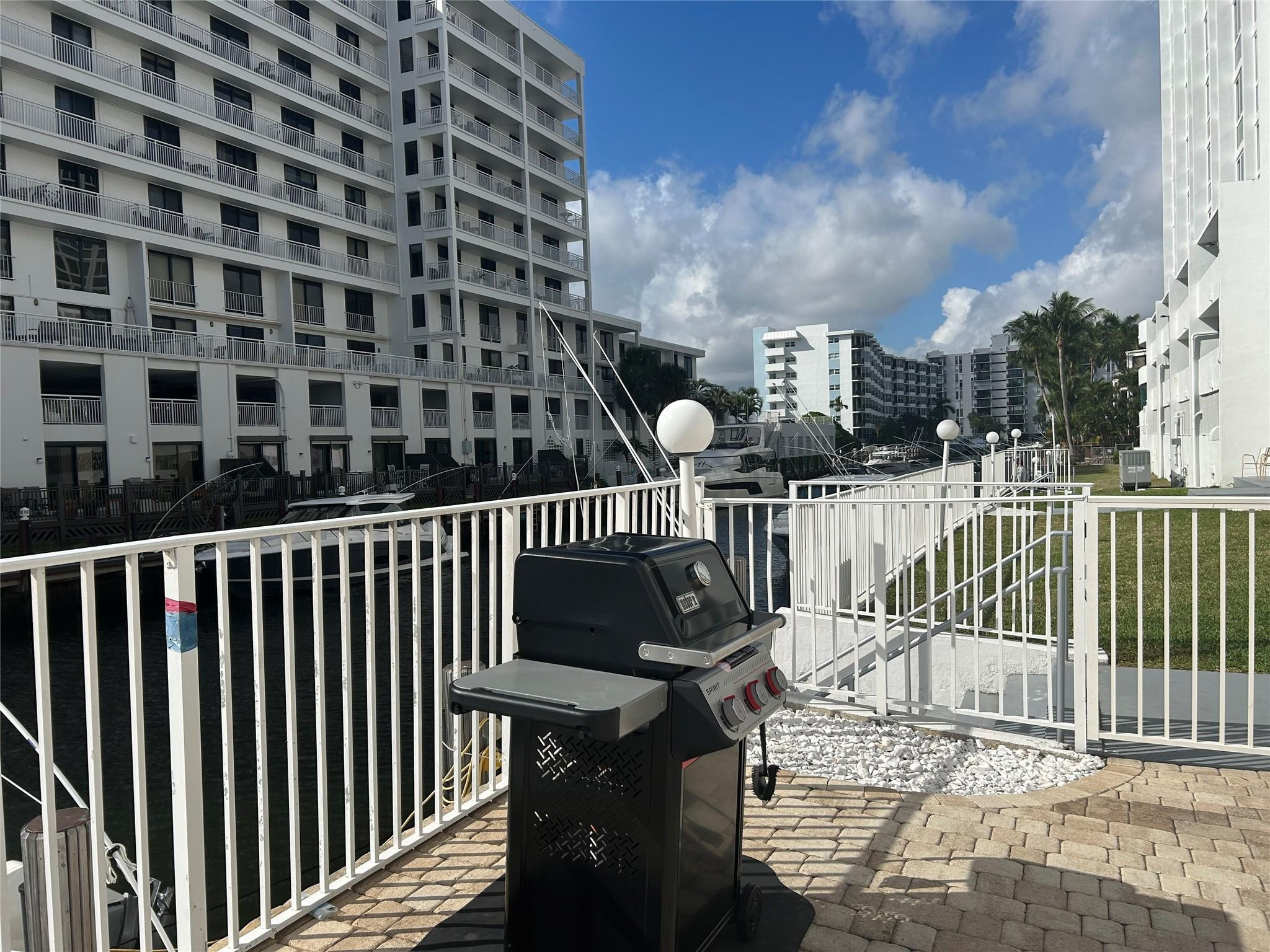 3100 NE 49th #PH06, Fort Lauderdale FL 33308