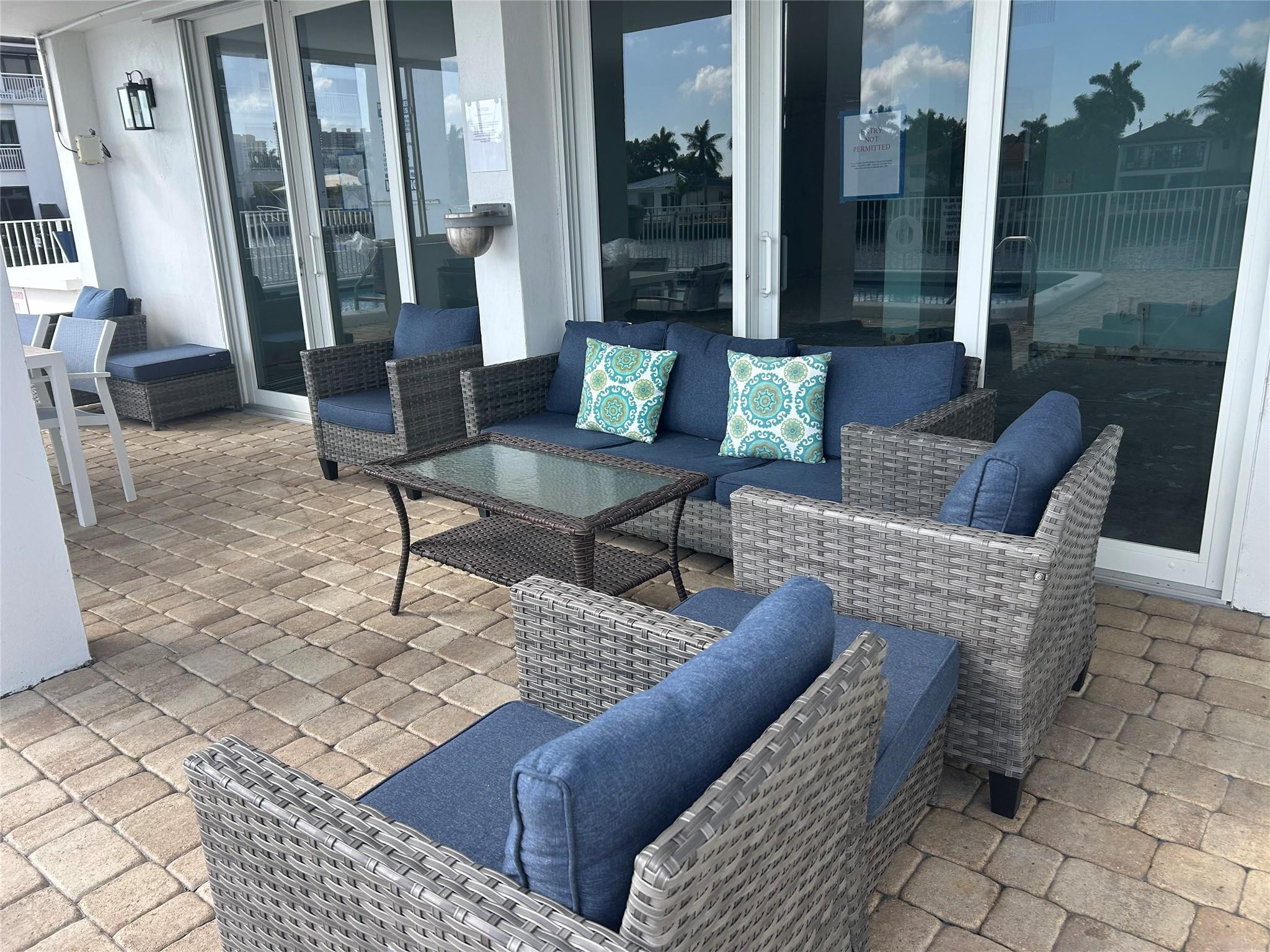 3100 NE 49th #PH06, Fort Lauderdale FL 33308