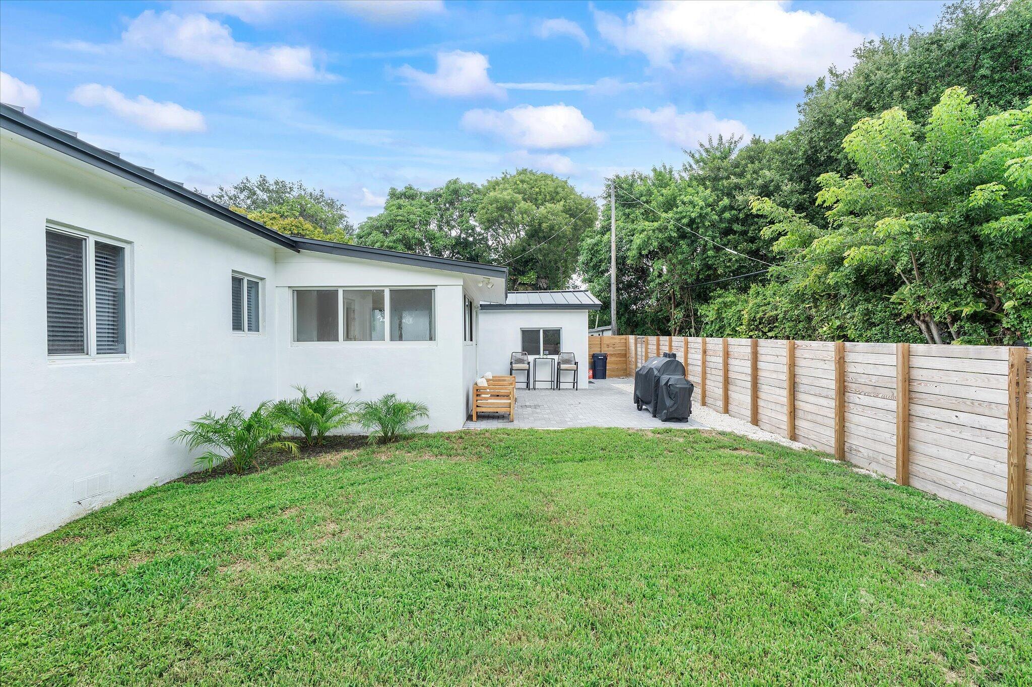 8801 N Miami, El Portal FL 33150