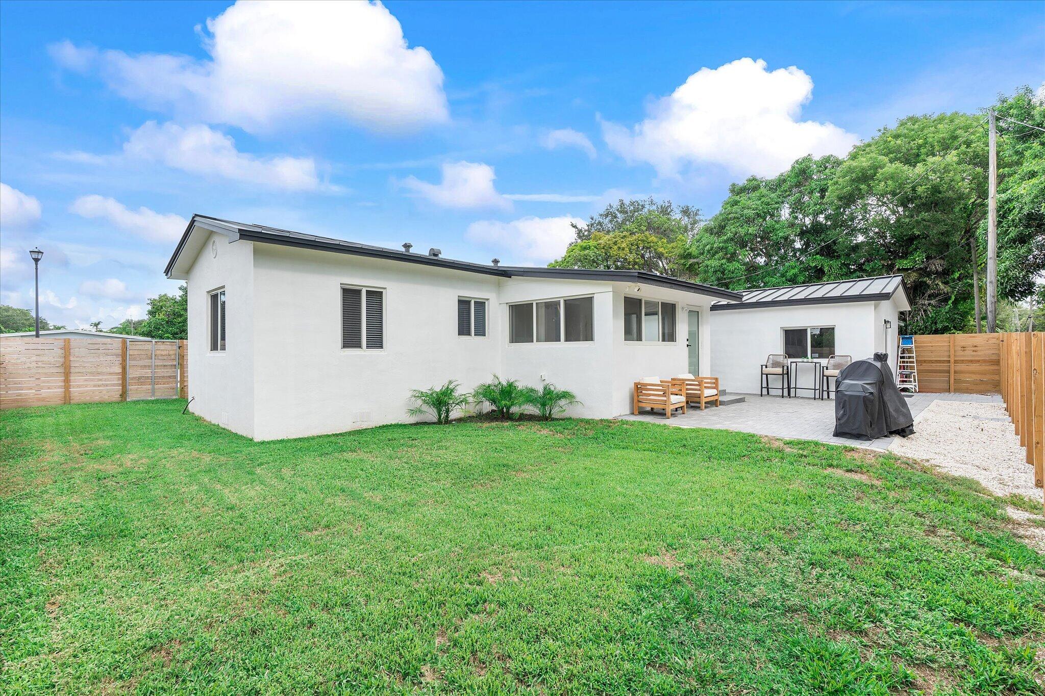 8801 N Miami, El Portal FL 33150