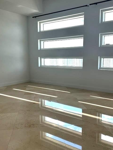 1040 Biscayne #3003, Miami FL 33132