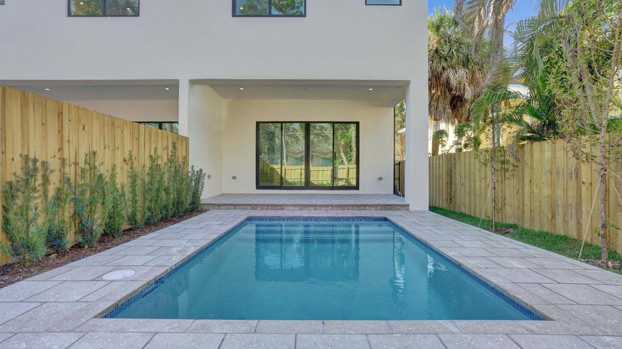 602 SW 7th, Fort Lauderdale FL 33315