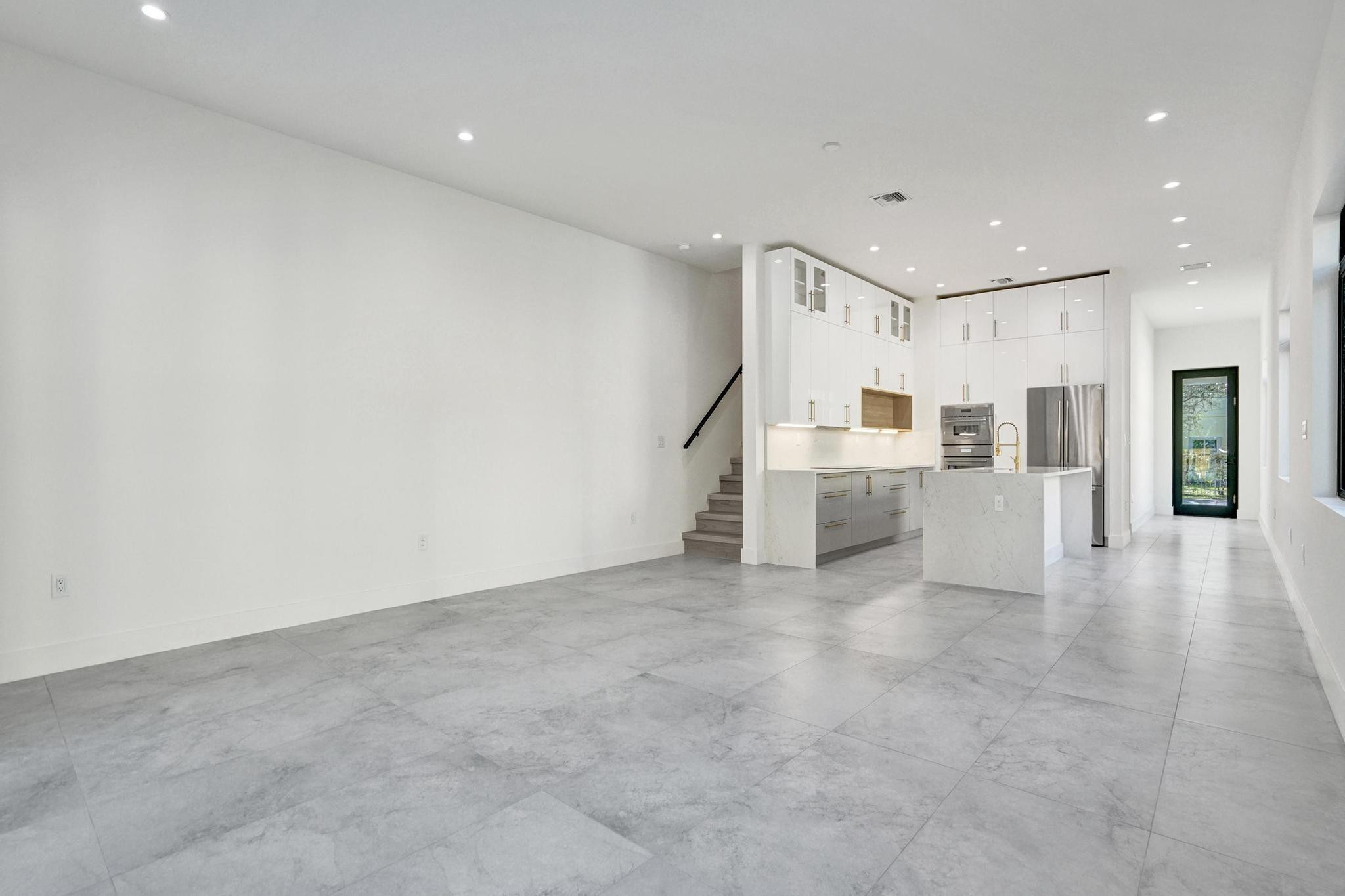 602 SW 7th, Fort Lauderdale FL 33315