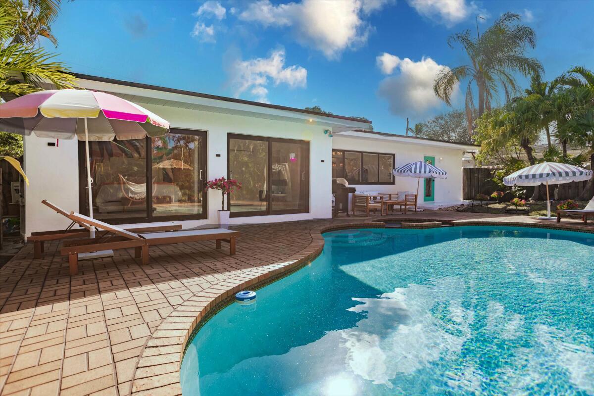 245 N Tradewinds, Lauderdale By The Sea FL 33308