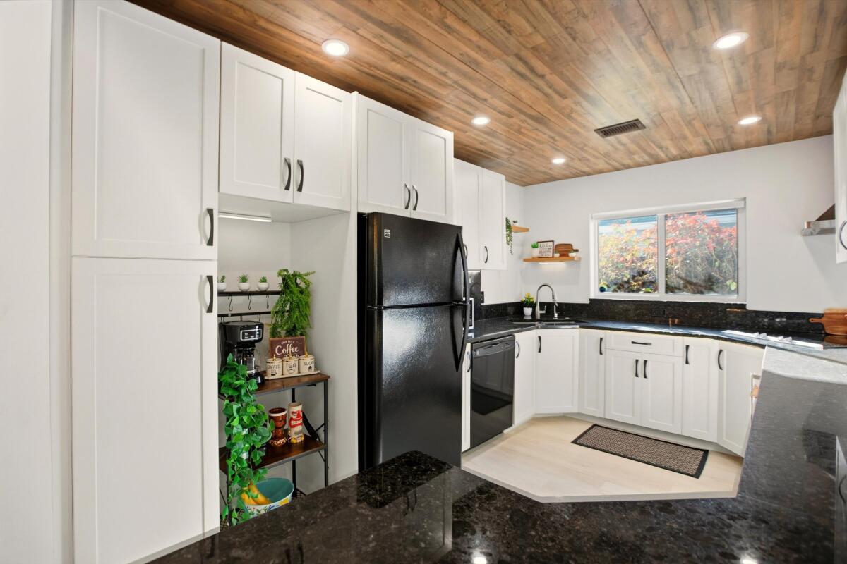 245 N Tradewinds, Lauderdale By The Sea FL 33308