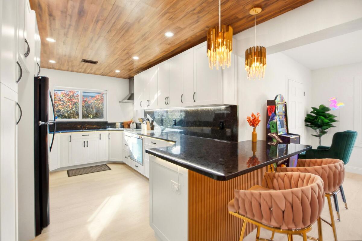 245 N Tradewinds, Lauderdale By The Sea FL 33308