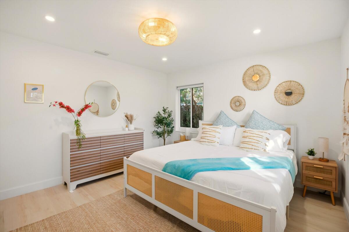 245 N Tradewinds, Lauderdale By The Sea FL 33308