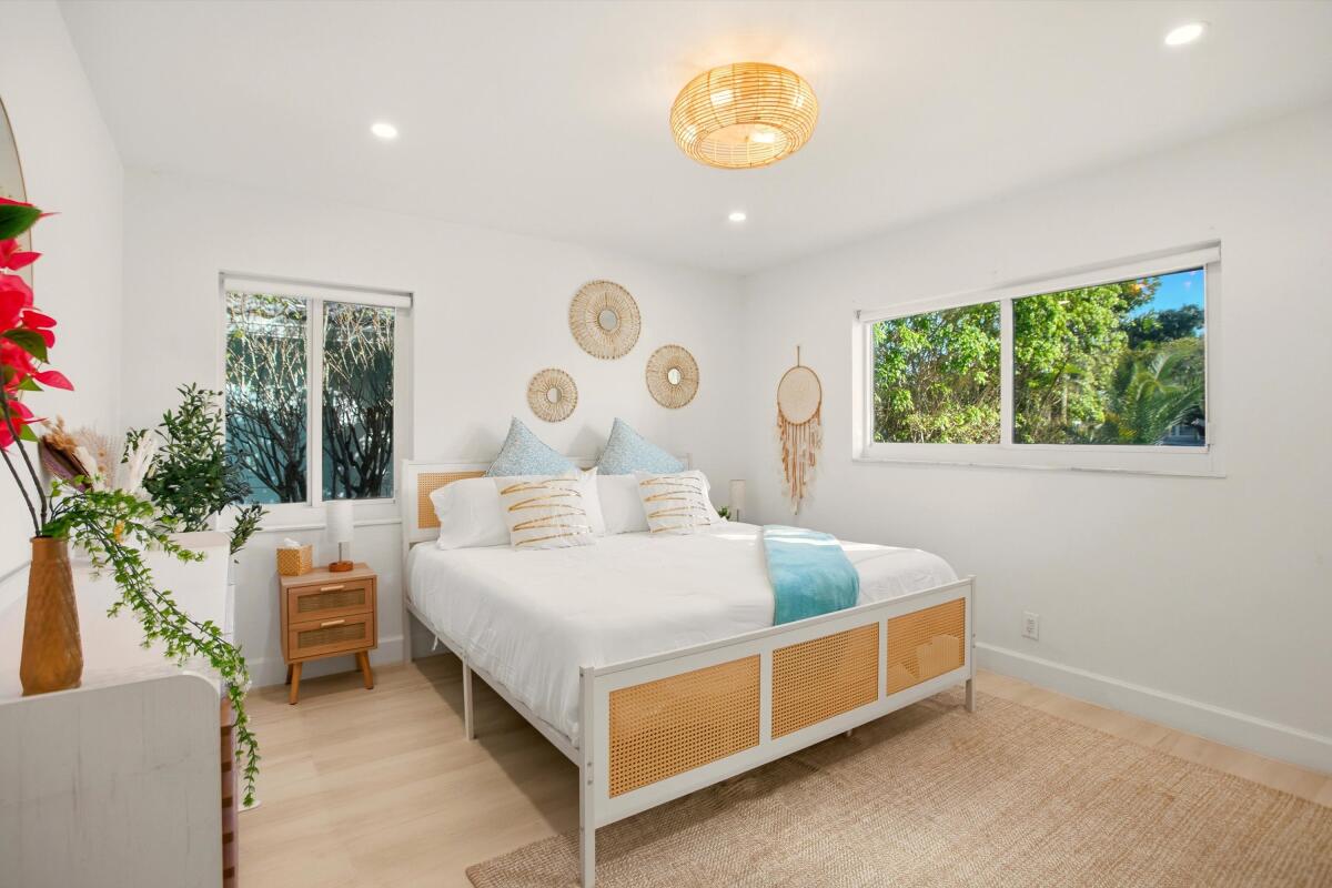 245 N Tradewinds, Lauderdale By The Sea FL 33308