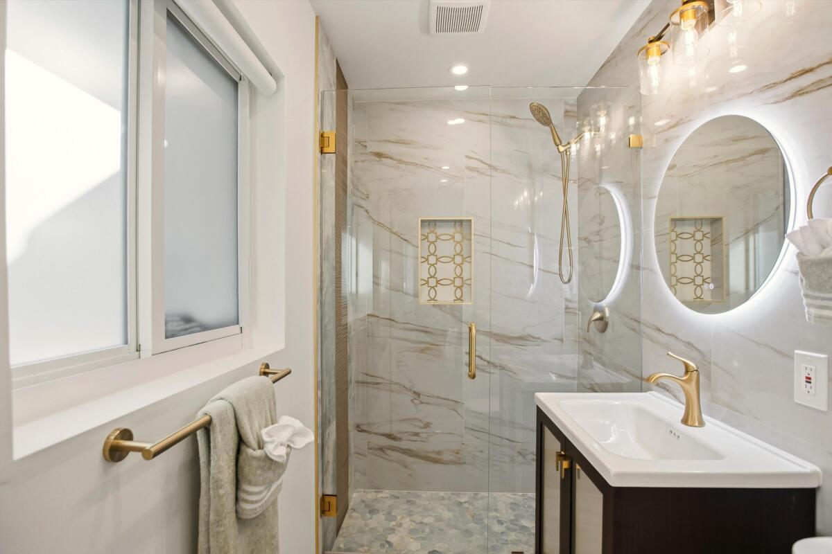 245 N Tradewinds, Lauderdale By The Sea FL 33308