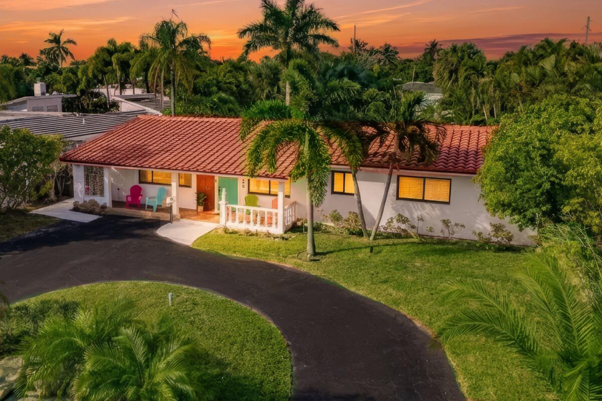 245 N Tradewinds, Lauderdale By The Sea FL 33308