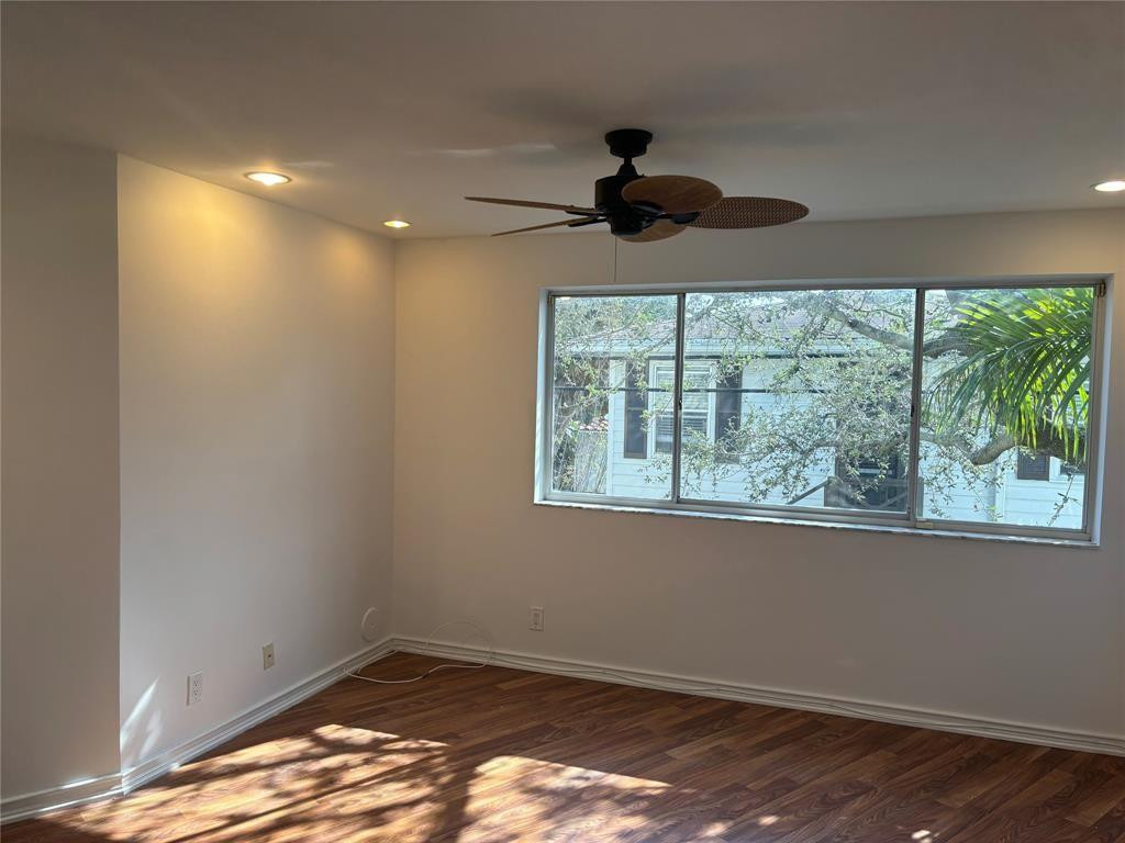 101 SE 15th #E, Fort Lauderdale FL 33301