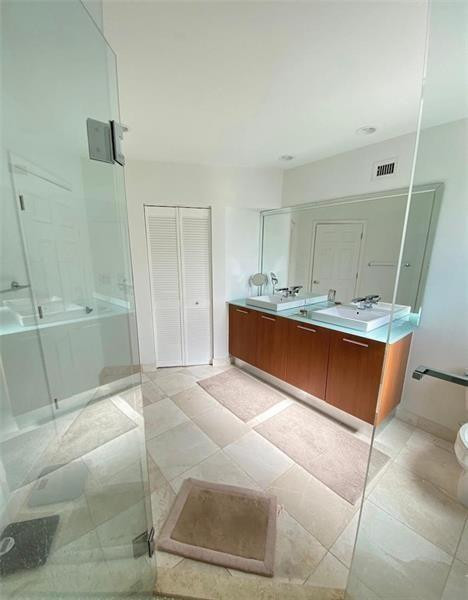 101 SE 15th #E, Fort Lauderdale FL 33301