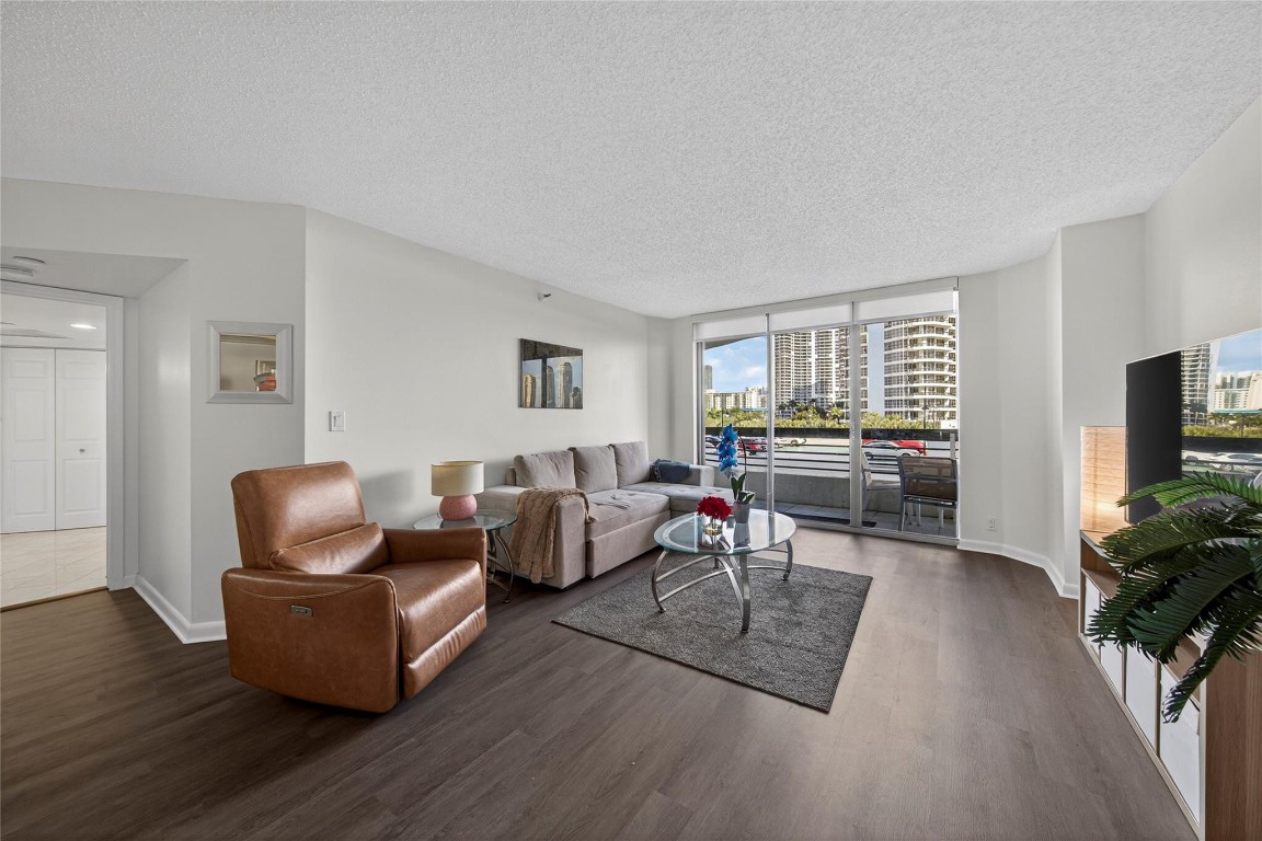 3530 Mystic Pointe #512, Aventura FL 33180