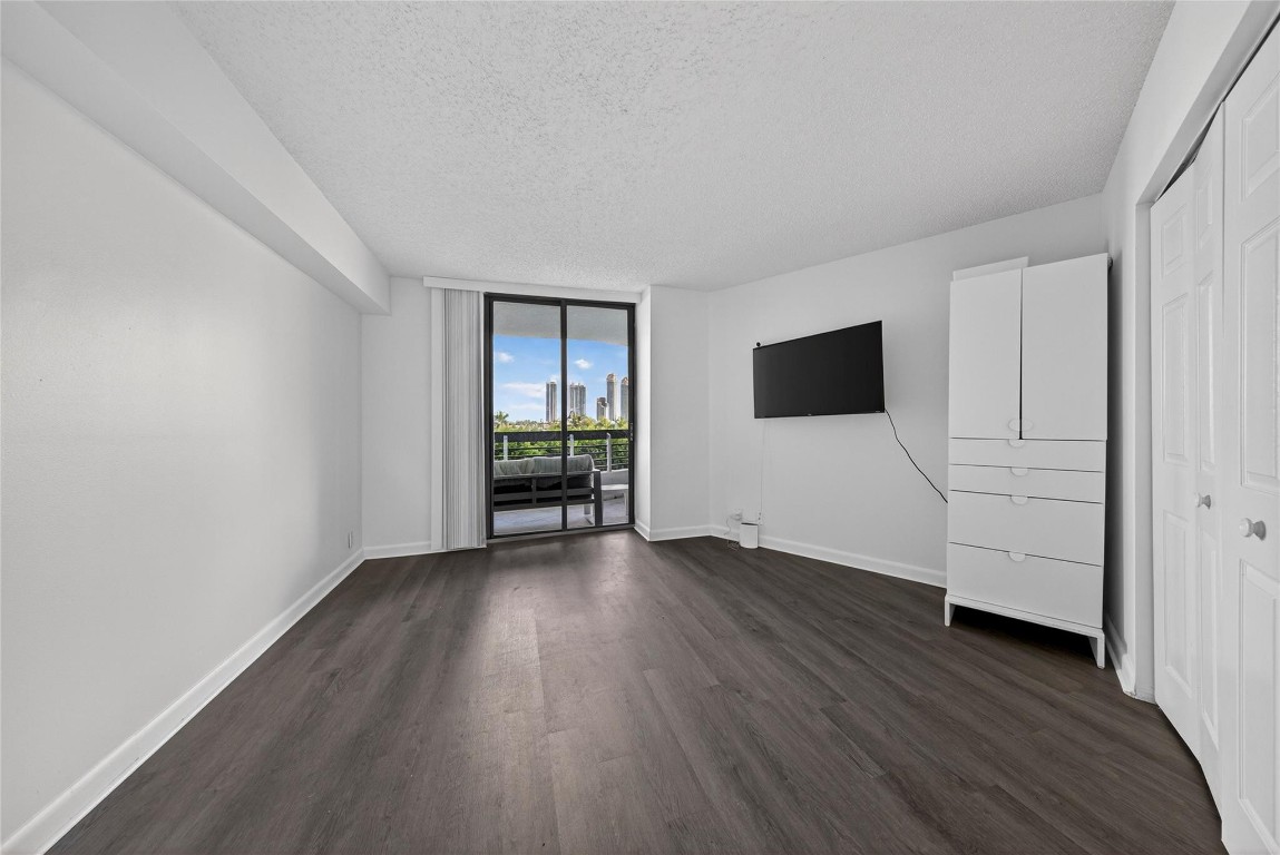 3530 Mystic Pointe #512, Aventura FL 33180