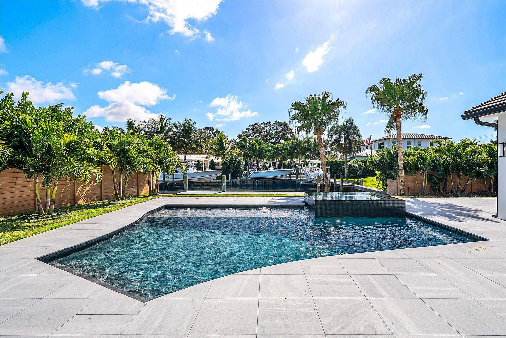 8 Leeward, Jupiter FL 33469