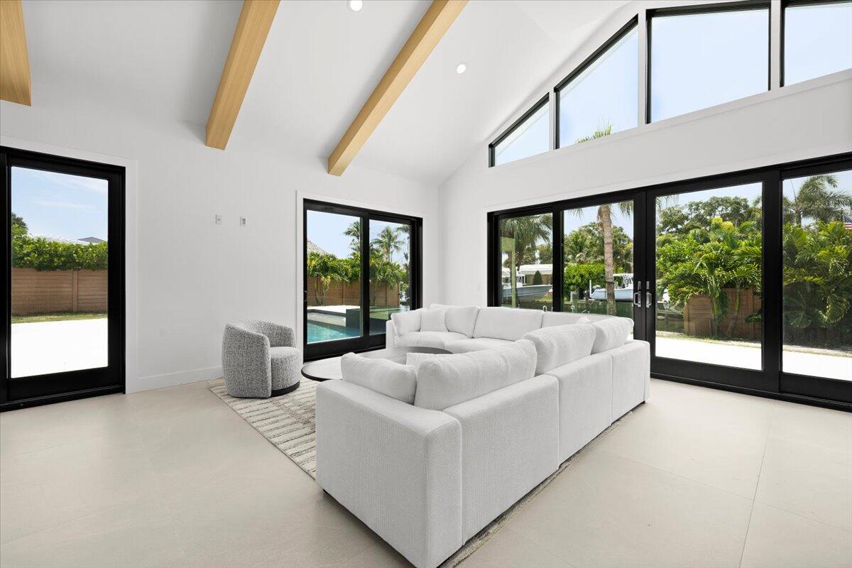 8 Leeward, Jupiter FL 33469